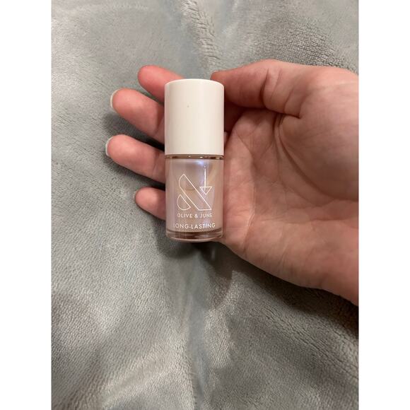 NWT Olive & June Nail Polish - Color: Pink Goldfish - Picture 2 of 4